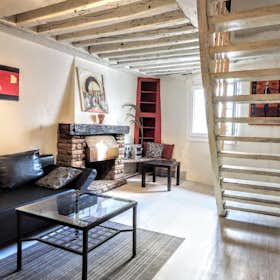 Apartment for rent for €1,760 per month in Paris, Impasse Chartière