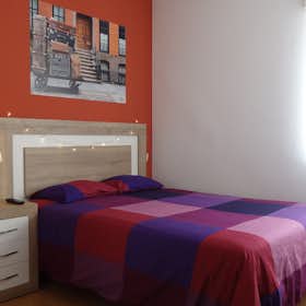 WG-Zimmer for rent for 340 € per month in Oviedo, Plaza de la Paz