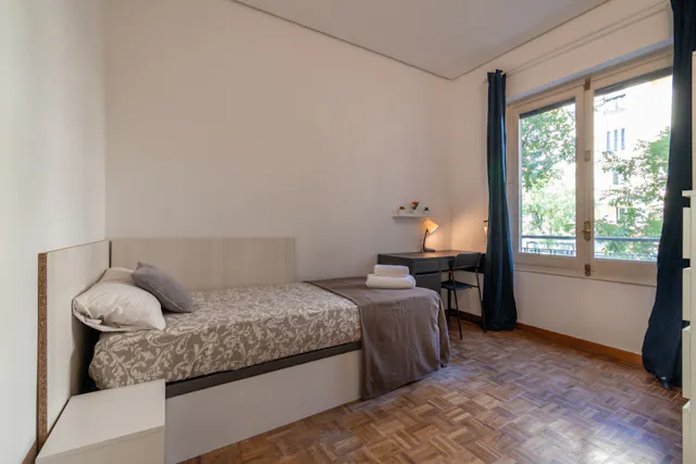 Private room in Calle de José Ortega y Gasset, Madrid (1082214) room image 1