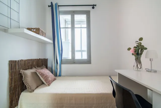 Private room in Calle de Isaac Peral, Madrid (1082522) room image 1