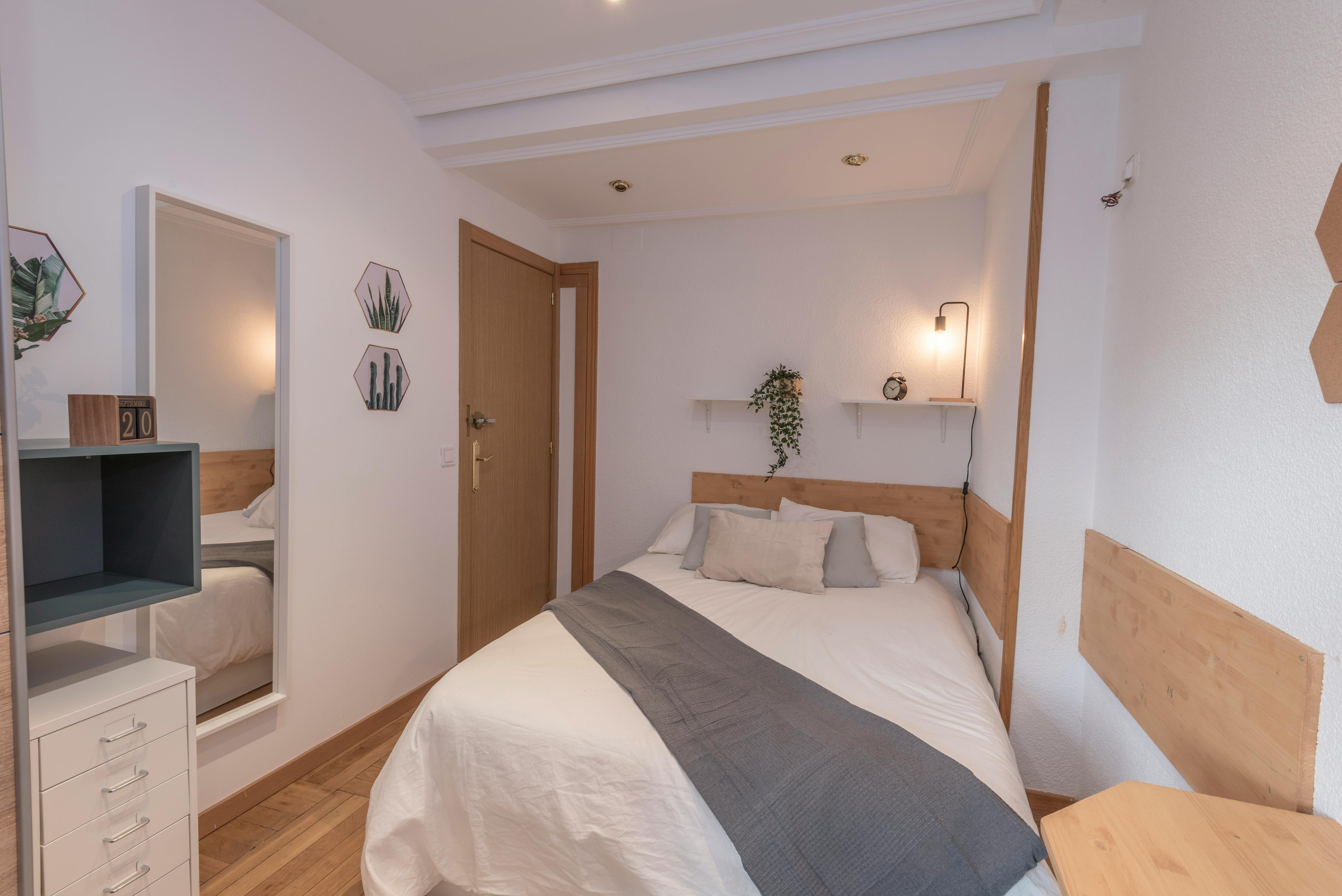 Calle Hilarión Eslava, Madrid preview