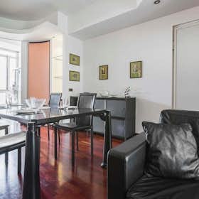 Apartment for rent for €2,000 per month in Milan, Via Lepontina