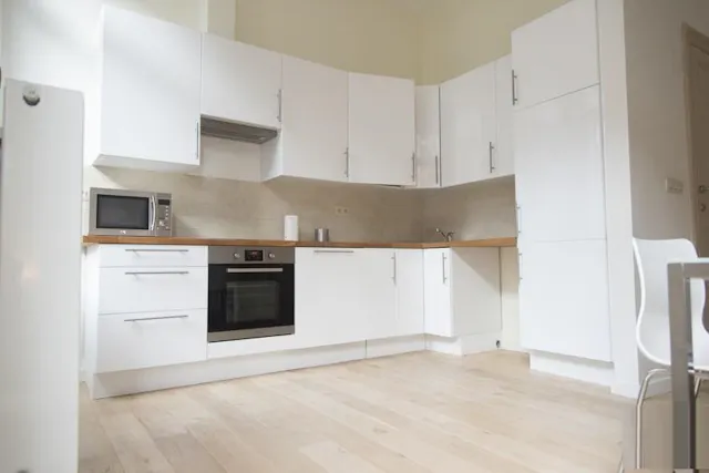 2-Bedroom Apartment in Rue des Échevins, Ixelles (1083297) room image 2
