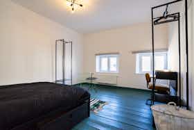Huis te huur voor € 815 per maand in Arlon, Rue de Neufchâteau