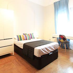 Private room for rent for €695 per month in Madrid, Calle de Sagasta