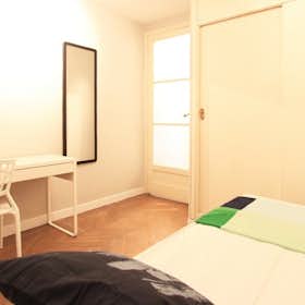Private room for rent for €620 per month in Madrid, Calle de Sagasta