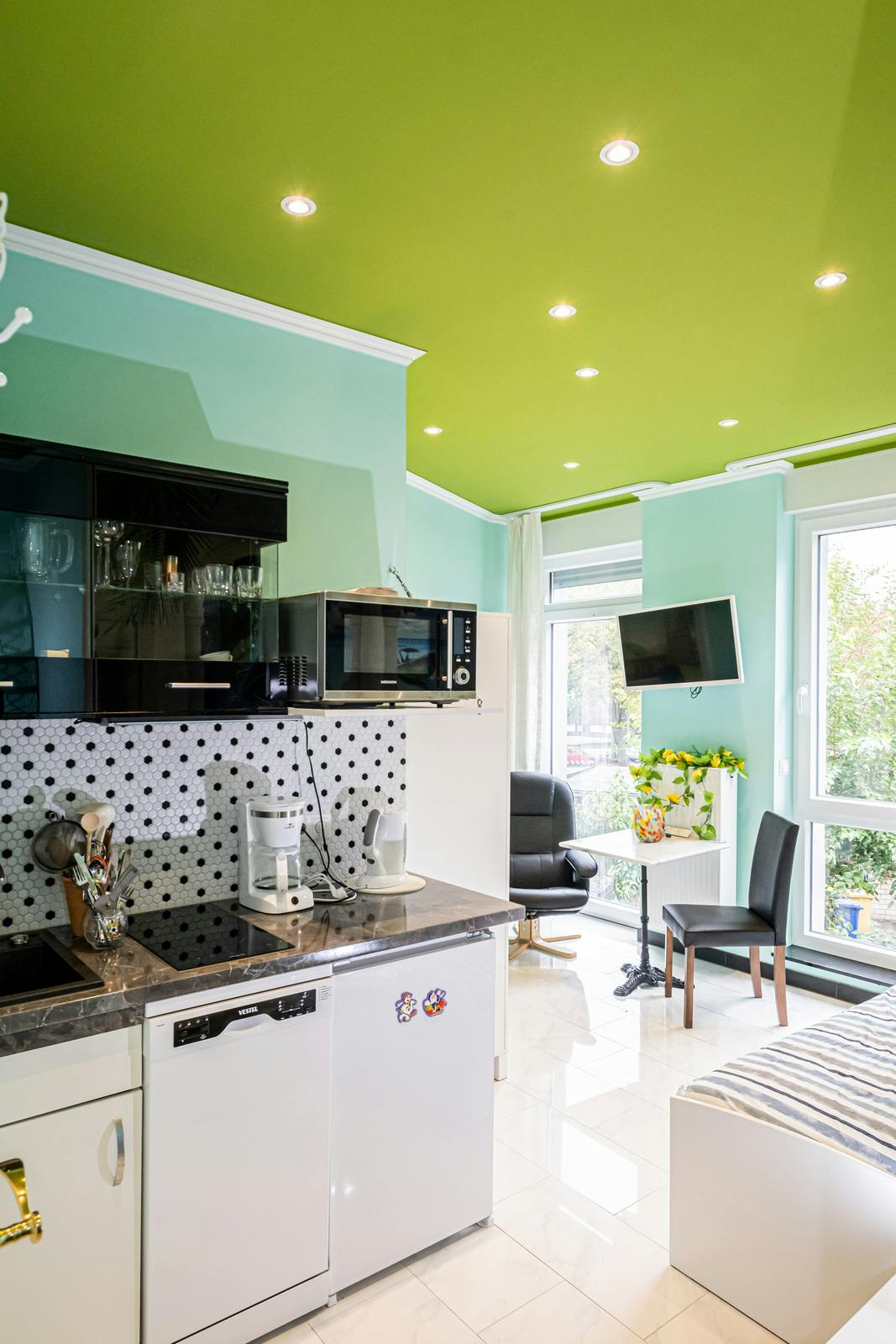 preview gallery tile