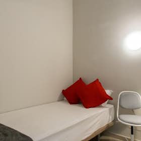 Private room for rent for €655 per month in Barcelona, Carrer de Mallorca