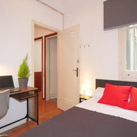 Private room for rent for €595 per month in Barcelona, Carrer de València