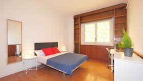 Private room for rent for €750 per month in Barcelona, Carrer de València