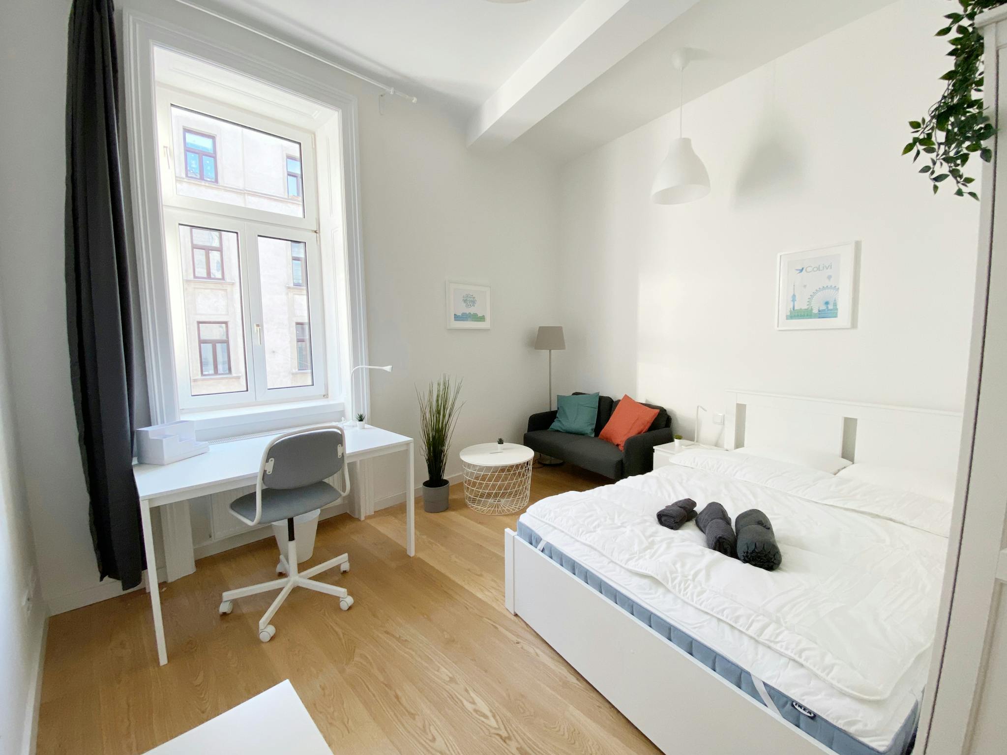 Neustiftgasse, Vienna preview