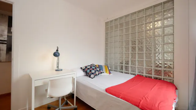 Private room in Carrer de la Unió, Barcelona (1084232) room image 2
