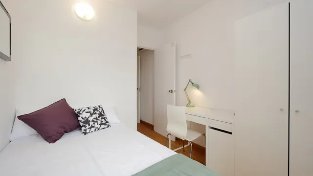 Private room in Carrer de la Unió, Barcelona (1084240) room image 5