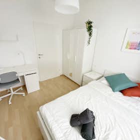 Private room for rent for €580 per month in Vienna, Gumpendorfer Straße