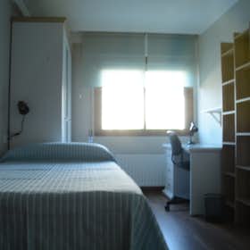 私人房间 正在以 €350 的月租出租，其位于 Vigo, Rúa Jenaro de la Fuente