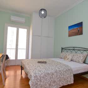 Private room for rent for €270 per month in Athens, Kodrigktonos