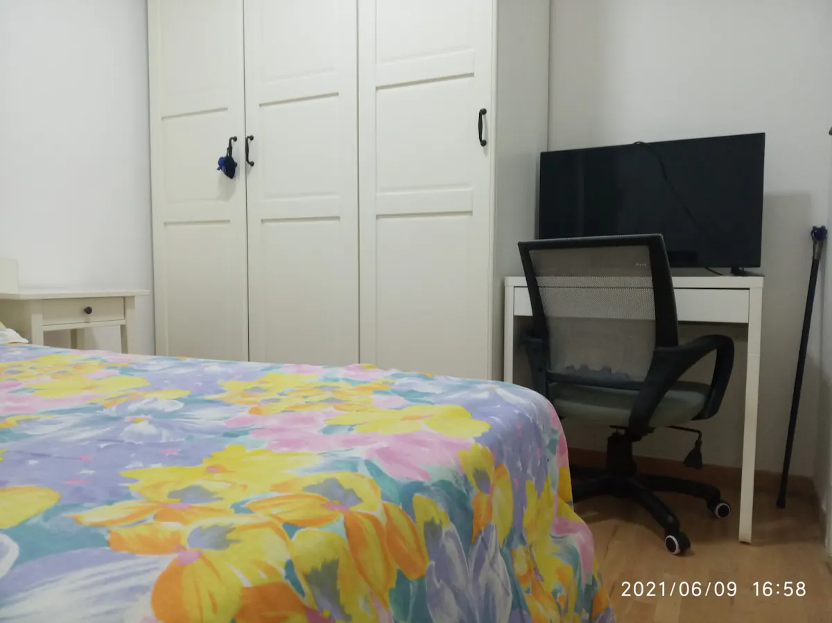 Private room in Carrer Emigrant, L'Hospitalet de Llobregat (1085912) ROOM