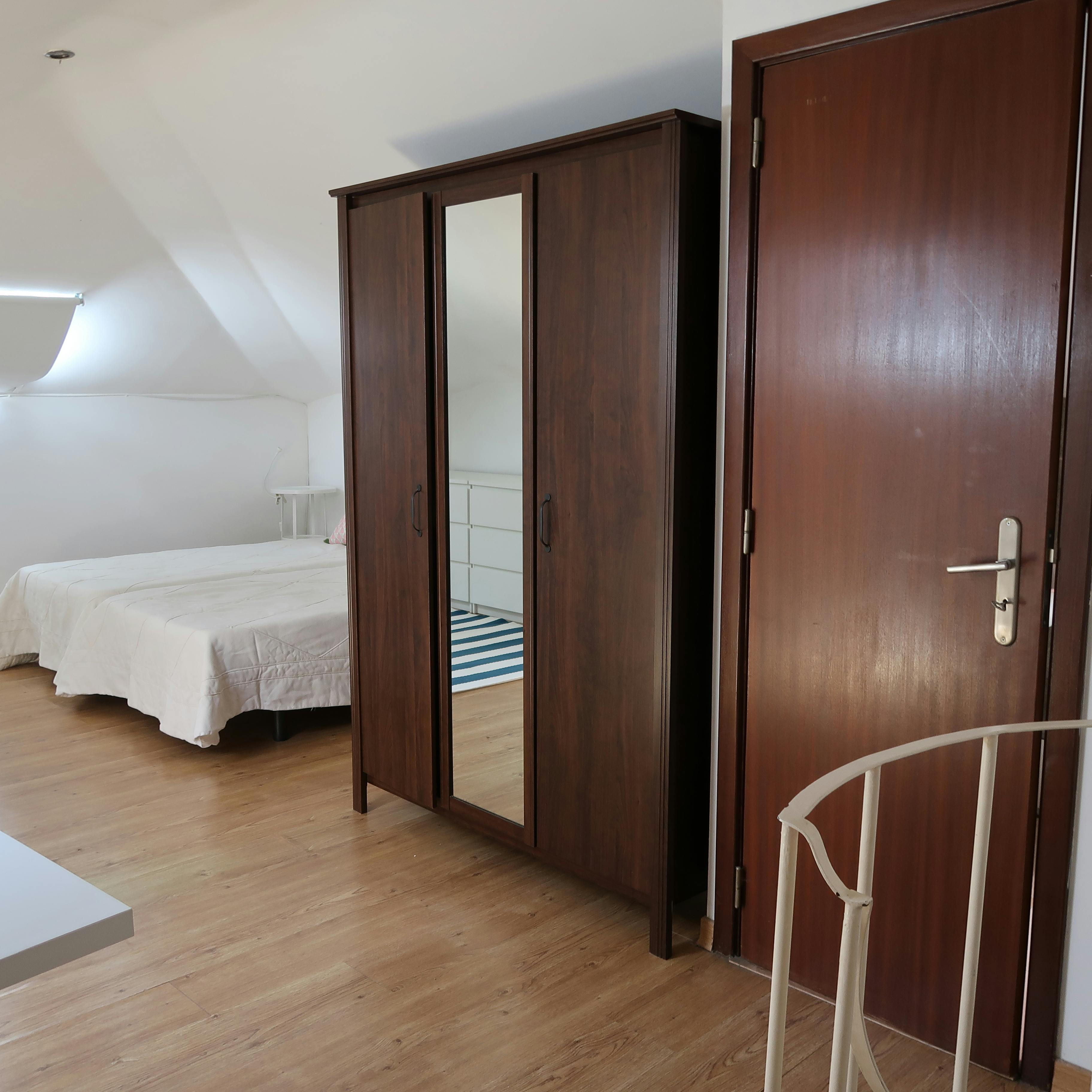 Studio for rent for €400 per month in Lisbon, Rua de Dona Estefânia