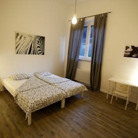 Private room for rent for €520 per month in Ljubljana, Lepodvorska ulica