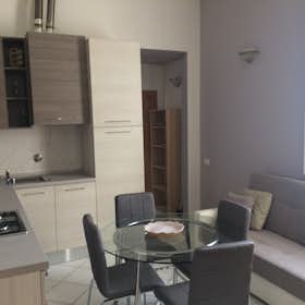 Shared room for rent for €280 per month in Florence, Via Senese