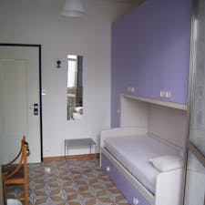 WG-Zimmer for rent for 400 € per month in Turin, Via Giovanni Roveda