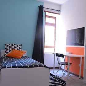 Habitación privada en alquiler por 420 € al mes en Cagliari, Via Tigellio