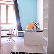 WG-Zimmer for rent for 420 € per month in Cagliari, Via Tigellio