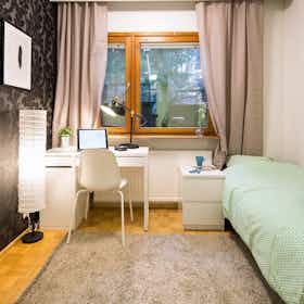 Chambre privée à louer pour 499 €/mois à Helsinki, Klaneettitie