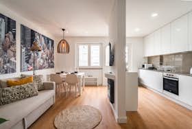 Apartment for rent for €1,735 per month in Lisbon, Rua da Penha de França