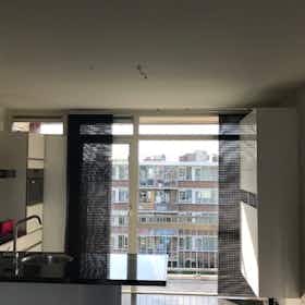 Appartement te huur voor € 2.050 per maand in Rotterdam, Aristotelesstraat
