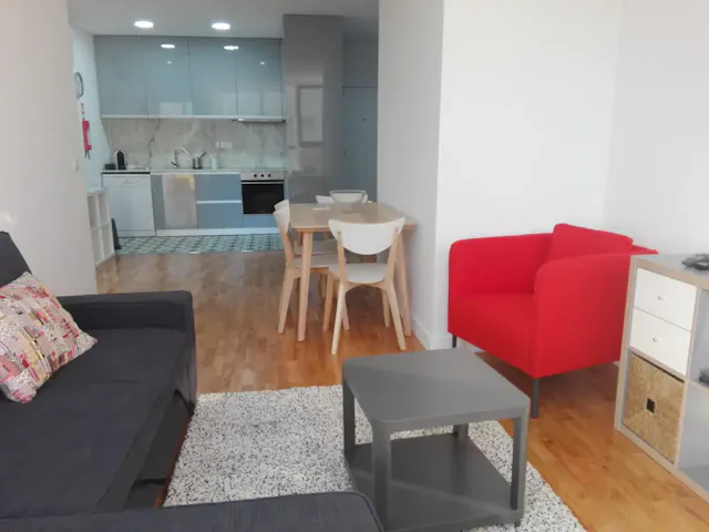 2-Bedroom Apartment in Rua Fernandes Tomás, Porto (1088002) room image 2