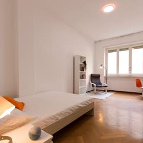 Private room for rent for €560 per month in Turin, Via Antonio Giuseppe Ignazio Bertola