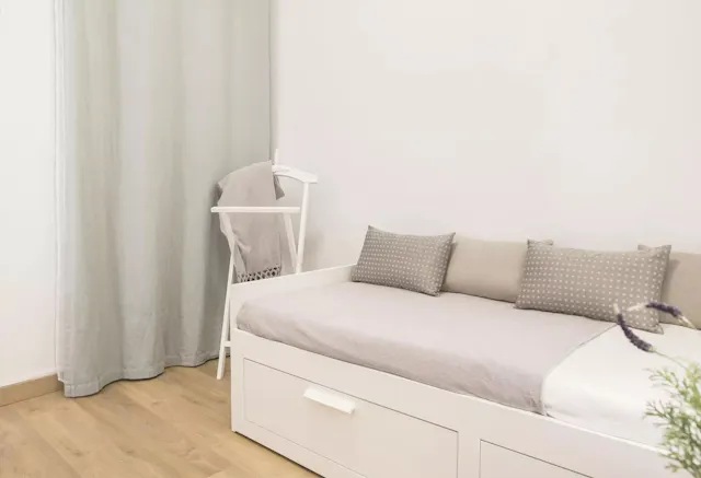 3-Bedroom Apartment in Carrer del Consell de Cent, Barcelona (1088088) room image 40