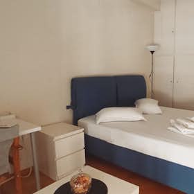 Private room for rent for €450 per month in Athens, Marni