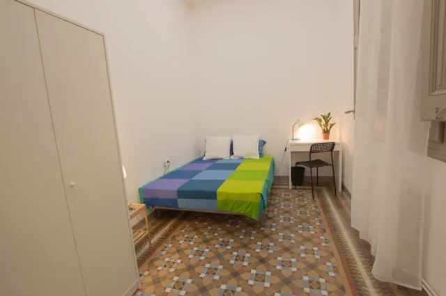 Private room in Carrer de Balmes, Barcelona (1088878) room image 1