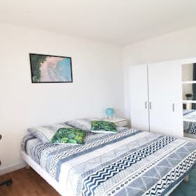 Отдельная комната сдается в аренду за 740 € в месяц в Nanterre, Rue Salvador Allende