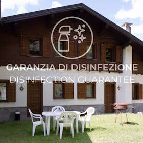 Appartamento for rent for 2.686 € per month in Valdidentro, Via Piandelvino