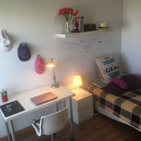 WG-Zimmer for rent for 500 € per month in Leganés, Calle Lisboa