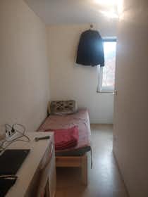 Отдельная комната сдается в аренду за 499 € в месяц в Munich, Ravensburger Ring