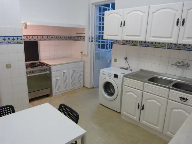 Private room in Avenida Praia da Vitória, Lisbon (1089452) room image 60