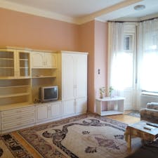 Apartment for rent for HUF 177,548 per month in Budapest, Soroksári út