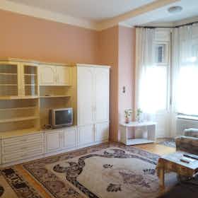 Apartment for rent for HUF 213,589 per month in Budapest, Soroksári út