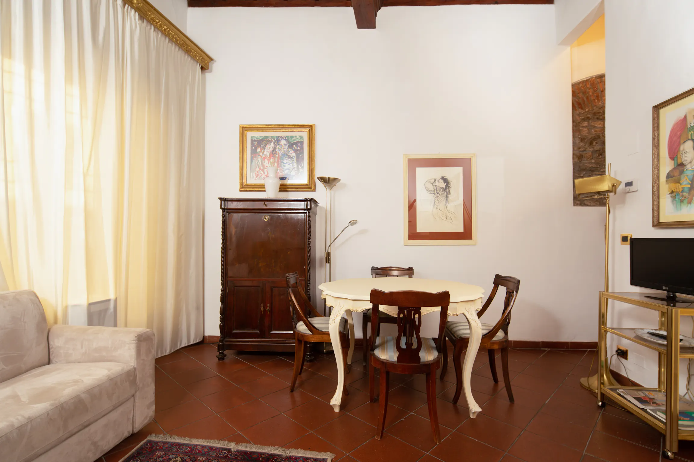 1-Bedroom Apartment in Via dei Bardi, Florence (1089832) ROOM 1