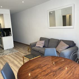公寓 for rent for €2,200 per month in Barcelona, Carrer de Francesc Tàrrega