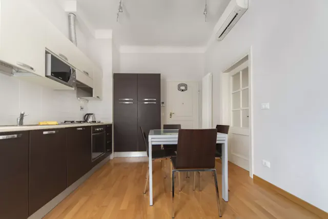 1-Bedroom Apartment in Via Guglielmo Marconi, Bologna (1090186) room image 2