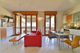 单间公寓 正在以 €1,540 的月租出租，其位于 Bologna, Via Emilia Levante