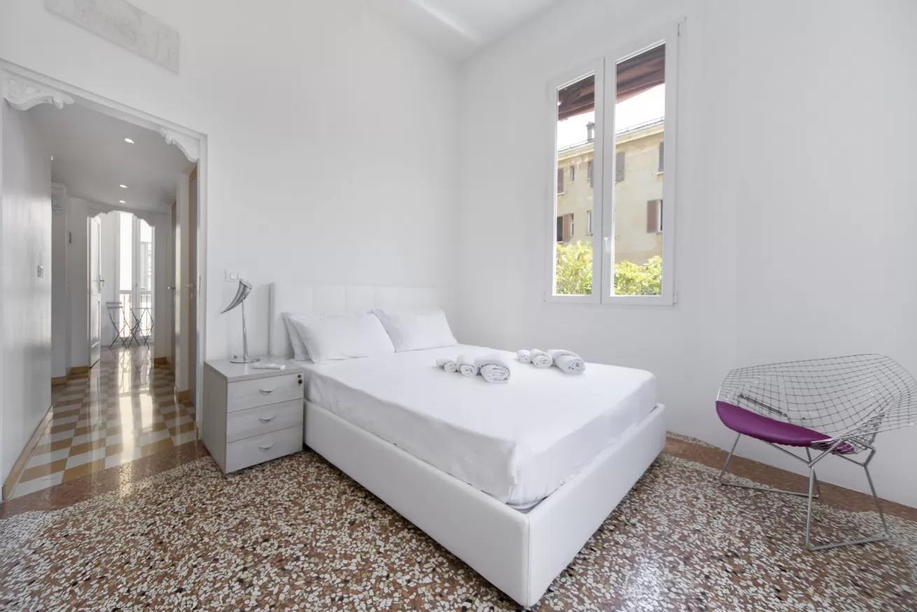 Via Cesare Battisti, Bologna