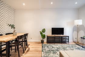 Apartment for rent for €2,000 per month in Lisbon, Rua Passos Manuel