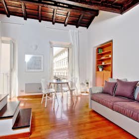 Apartment for rent for €2,500 per month in Rome, Via di Santa Maria in Via