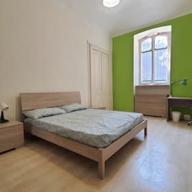 Private room for rent for €550 per month in Turin, Via Bernardino Galliari
